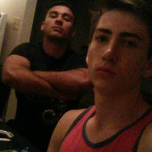 Meet your Posher, Dustin